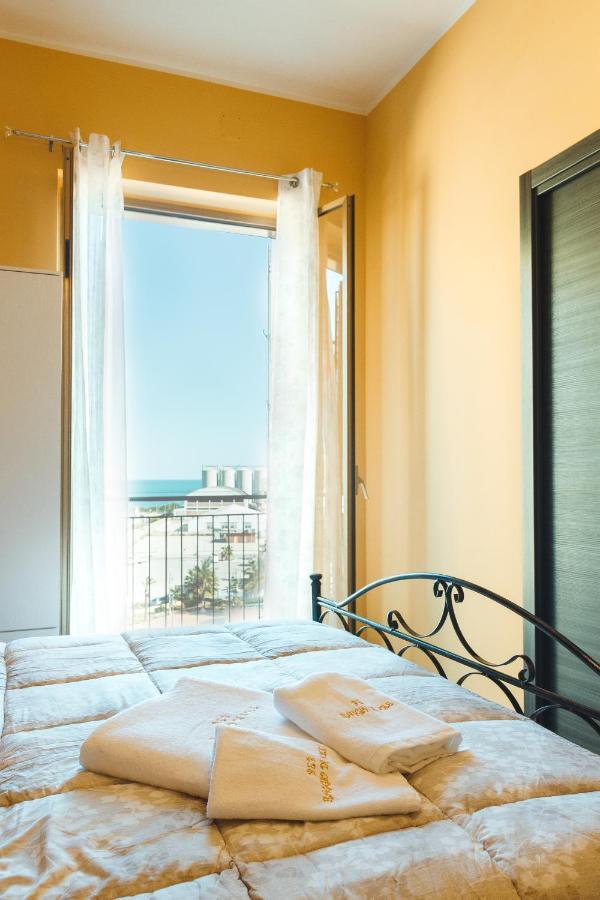 B&B Raggio Di Sole Porto Empedocle Exterior foto